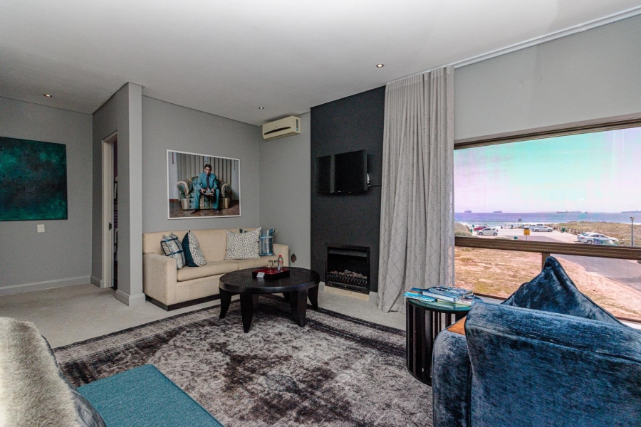 8 Bedroom Property for Sale in Sunset Beach Western Cape